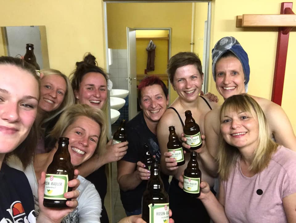 1. Damenmannschaft startet mit guten 4 von 6 Punkten in die Saison