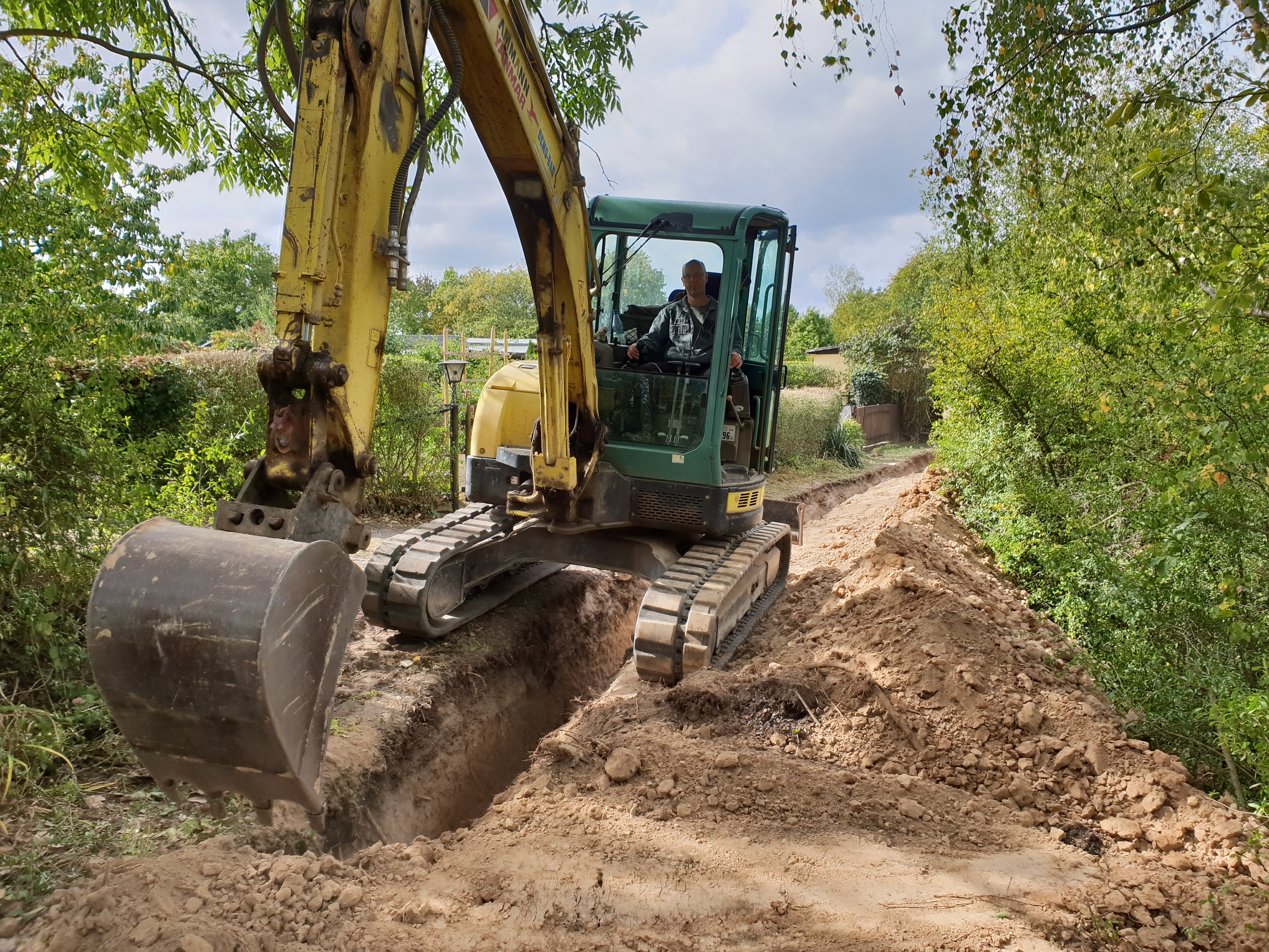 Groẞbaustelle an der Beachvolleyball-Anlage kurz vor der Fertigstellung