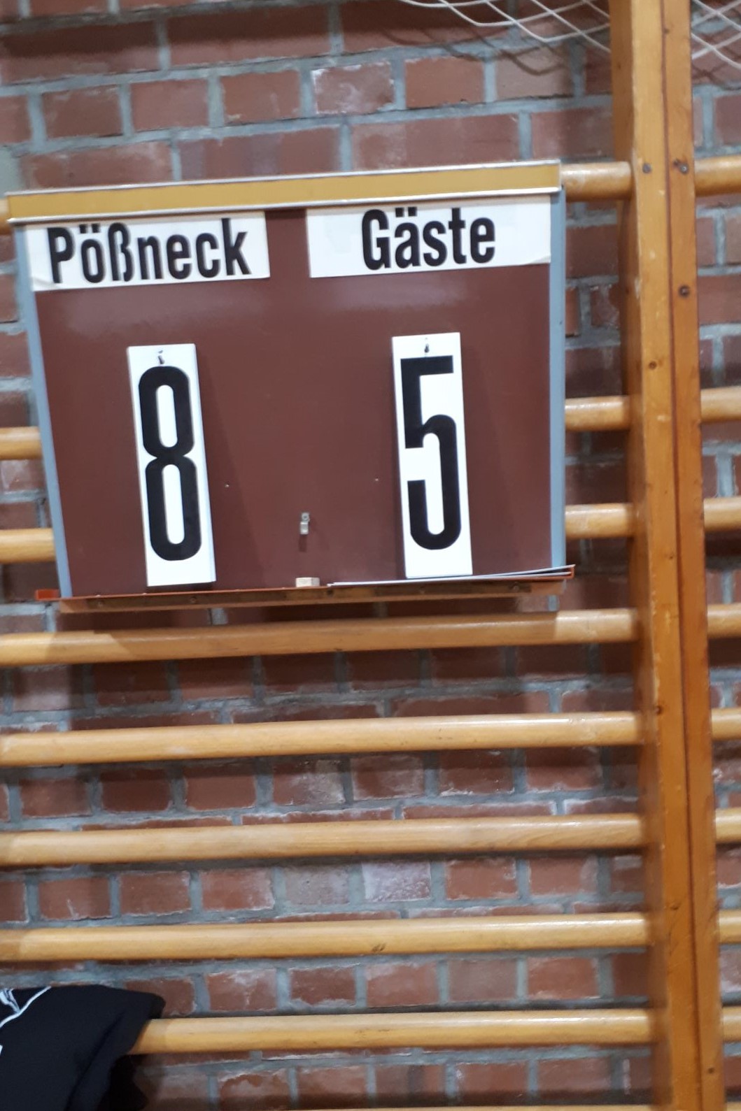 3.Mannschaft besiegt 4. knapp