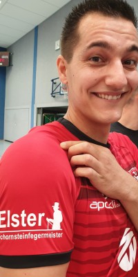 Bezirksliga Ost – Mit zwei neuen Trikotsätzen starten die Pöẞnecker Volleyballer auch gleichzeitig mit zwei Siegen in die neue Saison - 20190921_111934_resized_46bc28cc98605b3d096b5c6b1cf22de0