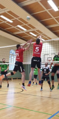 Bezirksliga Ost – Der Zeulenroda Krimi: Pöẞneck siegt im Spitzenspiel gegen Weimar II und baut Tabellenführung aus - 20191130_150041_22dfddd08fc0de6715aa231d6b8ff50c