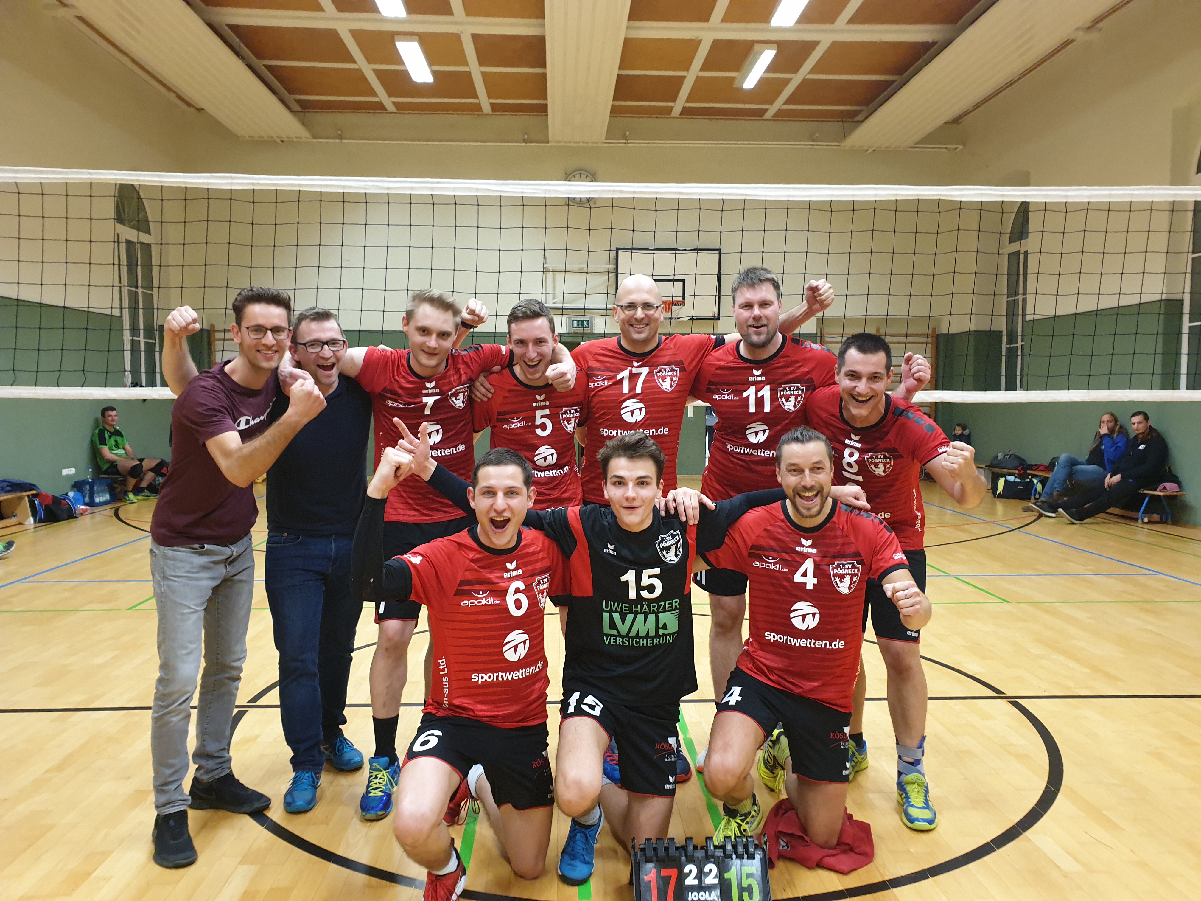 Bezirksliga Ost – Der Zeulenroda Krimi: Pöẞneck siegt im Spitzenspiel gegen Weimar II und baut Tabellenführung aus