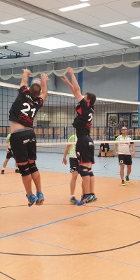Da sind Parallelen: Pöẞnecker Volleyballer und die Bundestagswahl – oder: Erster Spieltag: Verbandsliga Nord startet für die Pöẞnecker Volleyballer mit einem Sieg - 20211002_152728_6192efc68a825191c81b2c9478bc7dba