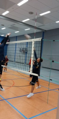 Weihnachtstraining der Abteilung Volleyball - 20251121_210248_020_saved_7afb18433e67cd518107e190e11c0d7b