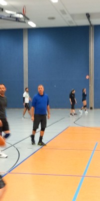 Weihnachtstraining der Abteilung Volleyball - 20251121_210410_011_saved_5ac575dba5dc7ac026896116cfa3dc1e