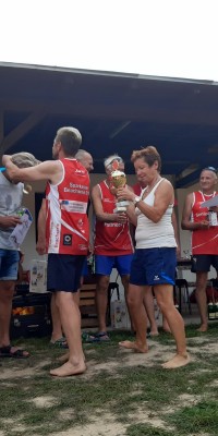 2x Bronze für die Pößnecker Gastgeber bei der stark besetzten Thüringer Seniorenmeisterschaft im Beachvolleyball in der Rosen-Arena - IMG-20190827-WA0041_25a35eb740db2fa0c41ae0444ebd2ddc