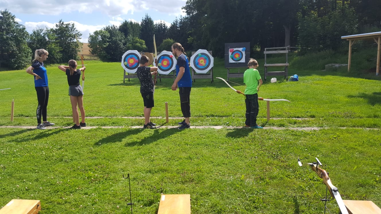 Bogenschieẞen als Ferienspaẞ