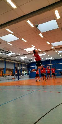 Da sind Parallelen: Pöẞnecker Volleyballer und die Bundestagswahl – oder: Erster Spieltag: Verbandsliga Nord startet für die Pöẞnecker Volleyballer mit einem Sieg - IMG-20211002-WA0020_518311968f120b19e798ee0f96681ca7