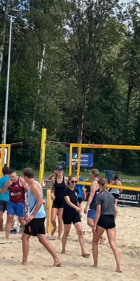 Emotionale Verabschiedung und groẞartige Ehrungen zum sportlichen Sommerfest der Volleyballer - IMG-20240811-WA0090_c5a703a2e92c38067fab374a30326f6d