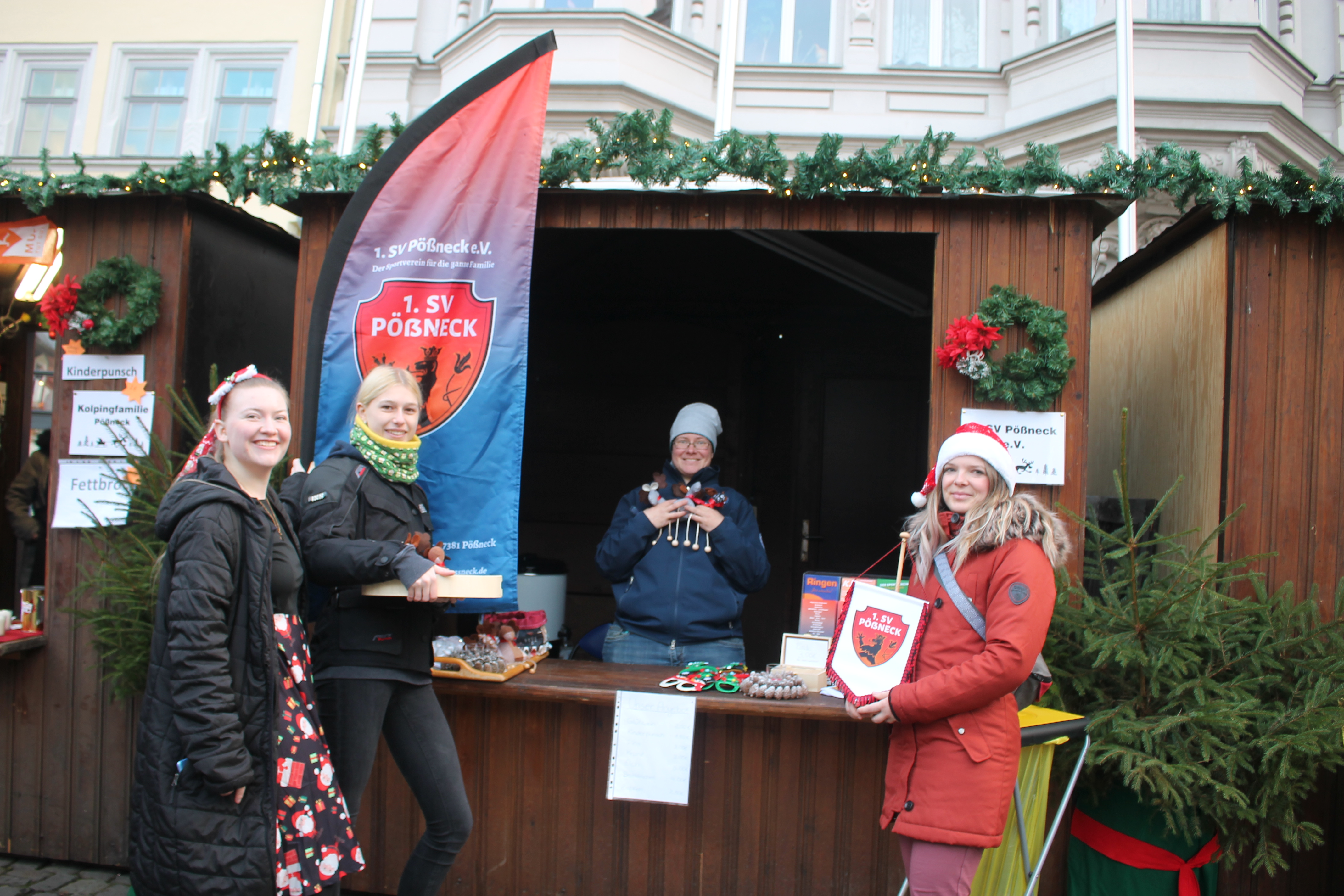 1. SV Pöẞneck beim Adventsmarkt der Vereine
