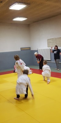 Ein Sportlerherz schlägt nicht mehr - Training_mit_frau_Schneider_ca35822f207eacf0cffaf0d46b6bd9de