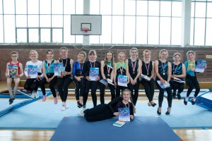 Abteilung Gerätturnen - Wettkampf_2022-299_Gruppenfoto_AK_2008_bis_2010_15e145f410f796cf1f0652da17847705