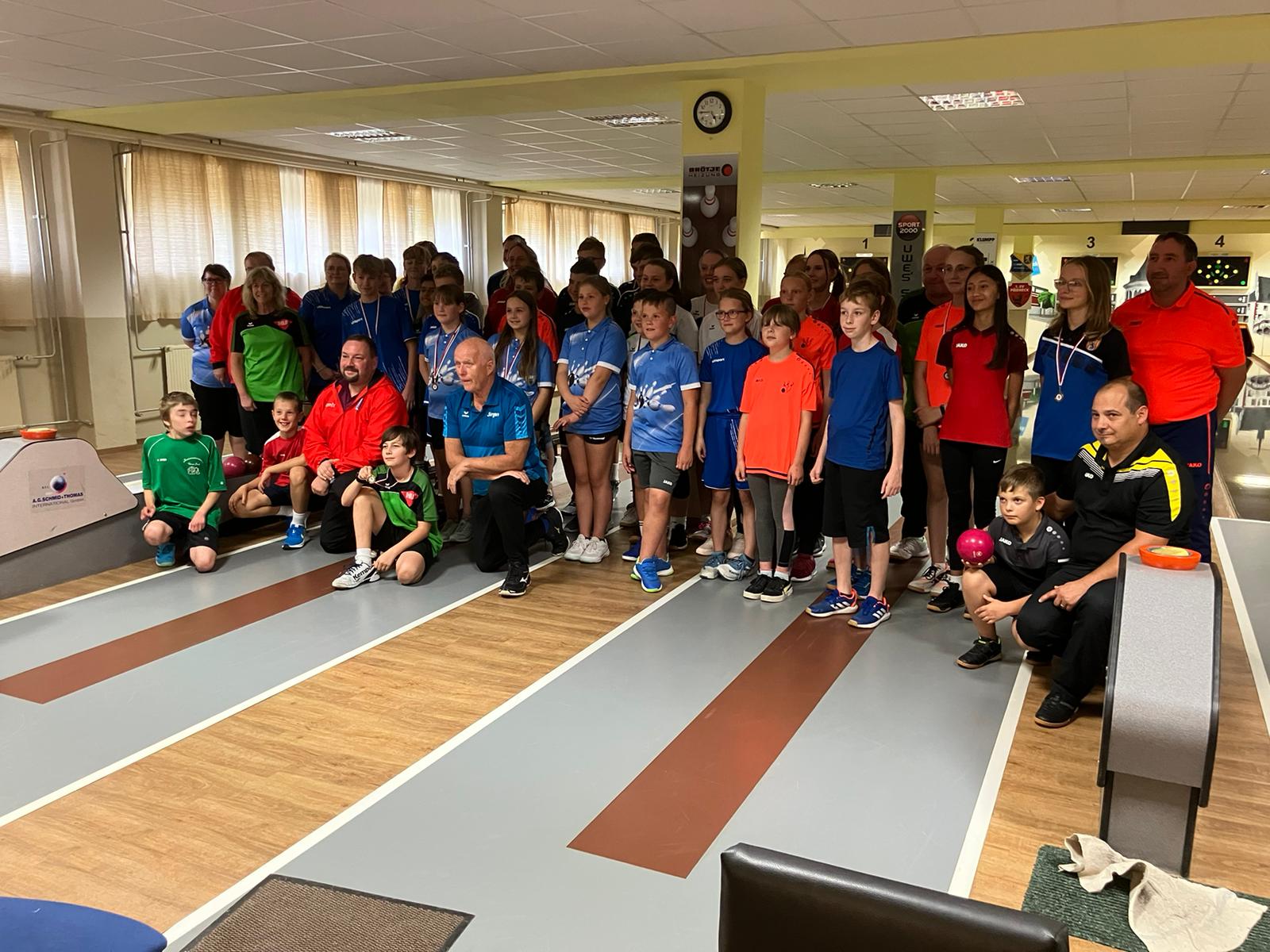 Erstes Championat auf der Kegelbahn des 1. SV Pöẞneck